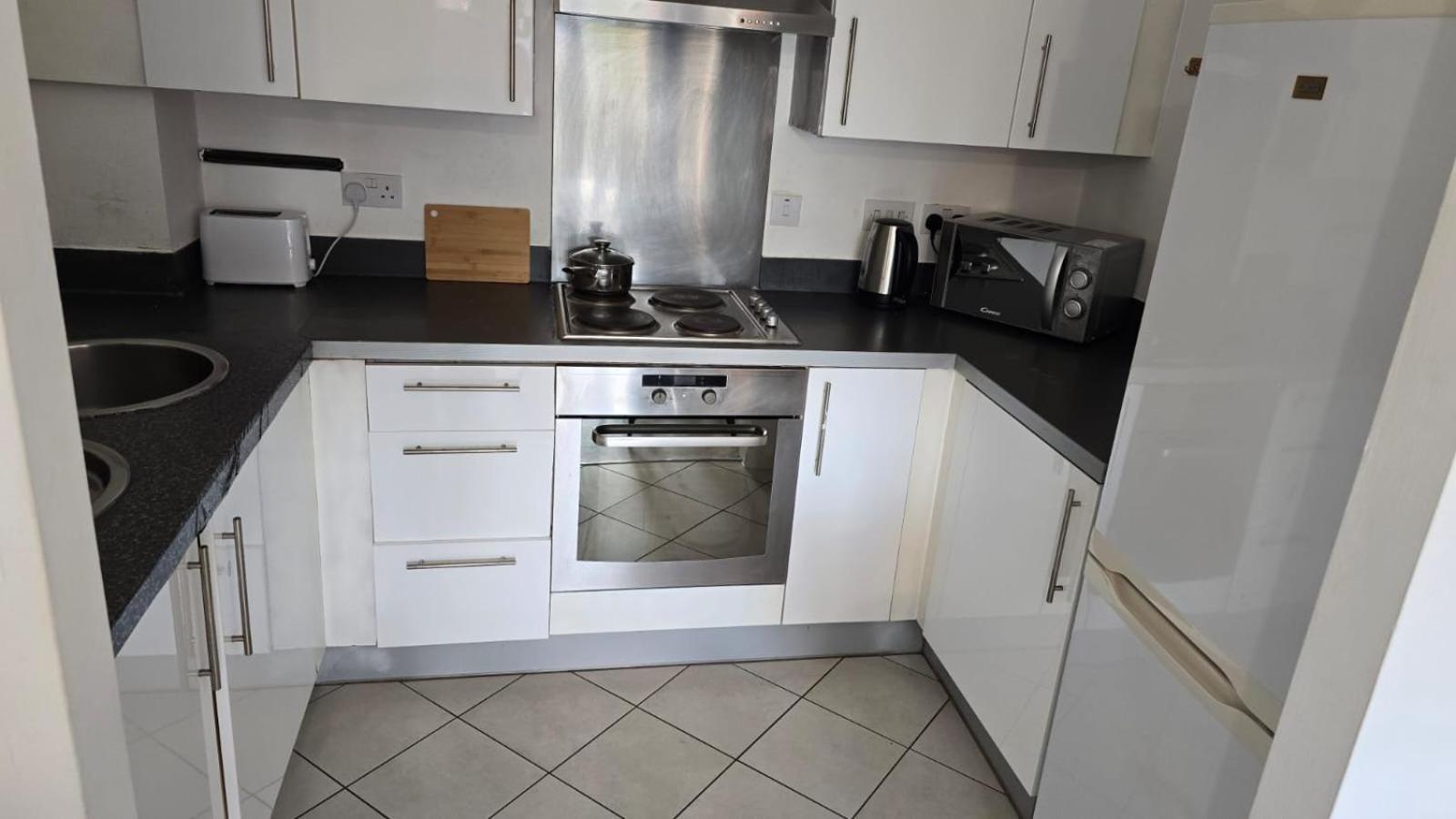 Luxury Green 1 Bed City Centre Apartment Close To Mailbox,Bullring, Broad Street For Leisure And Families Бирмингем Экстерьер фото